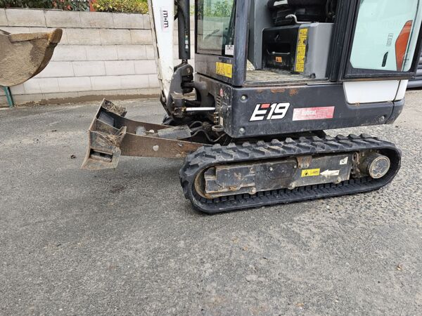 Gummiketten 230x48x66 für Bobcat E19