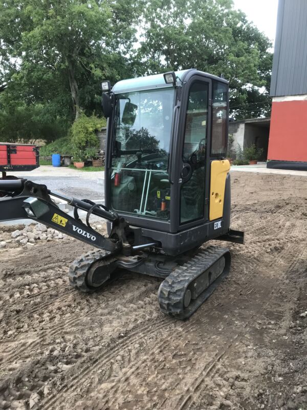 Gummiketten 230x48x66 für Volvo EC18C